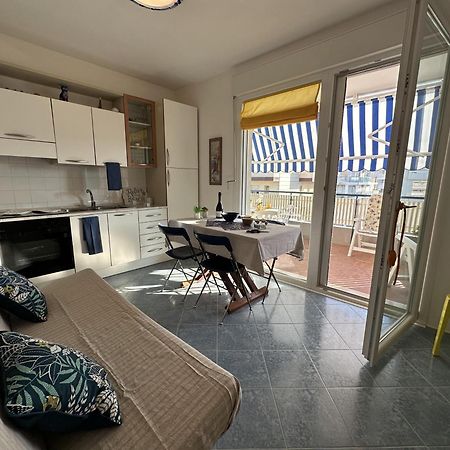 Residence Eva Lignano Sabbiadoro Dış mekan fotoğraf