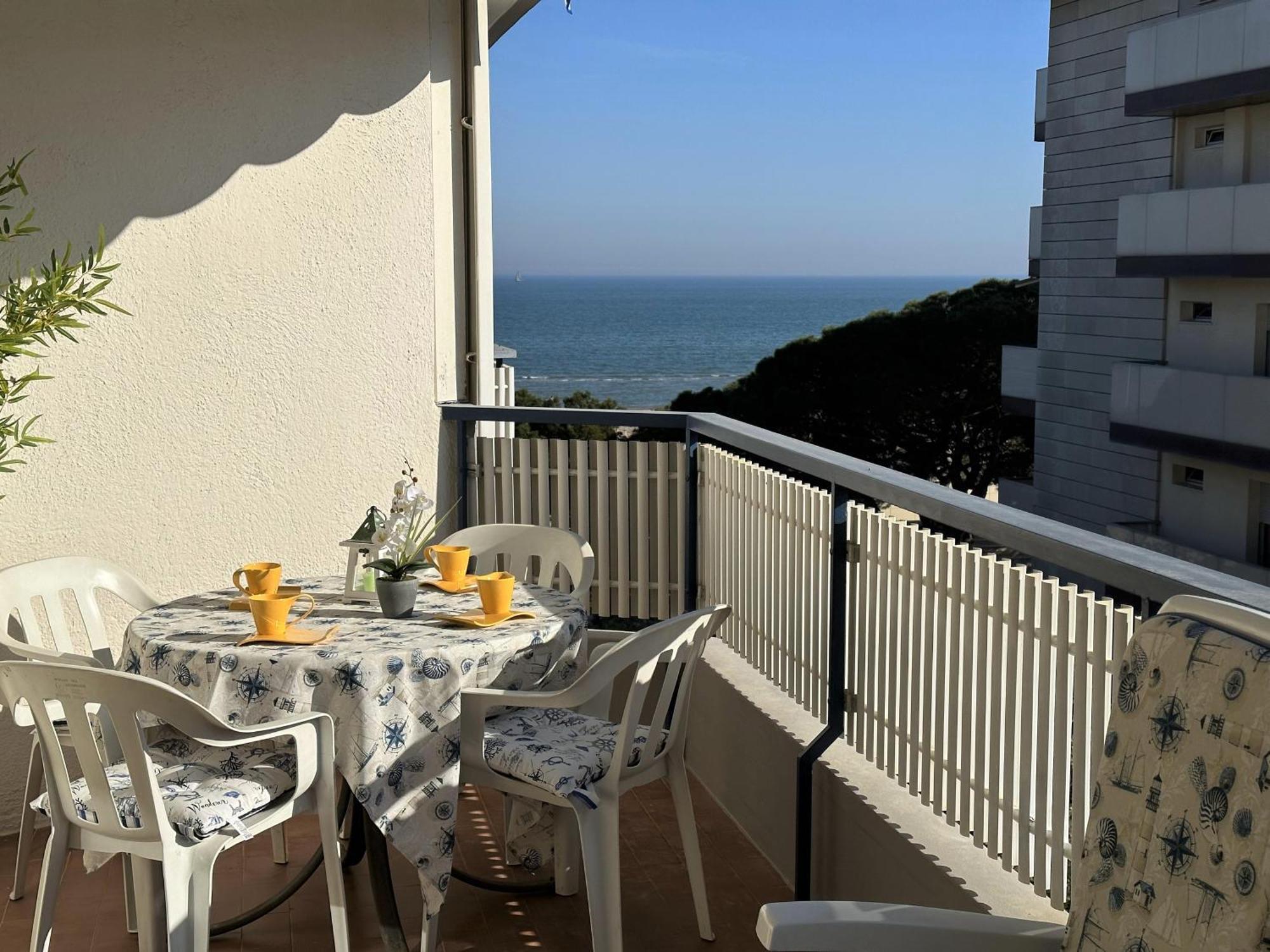 Residence Eva Lignano Sabbiadoro Dış mekan fotoğraf